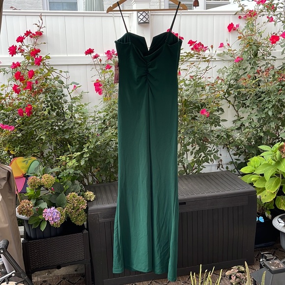 Emerald Sundae - Juniors' Notch-Neck Slit-Front Gown - Large - Picture 8 of 16